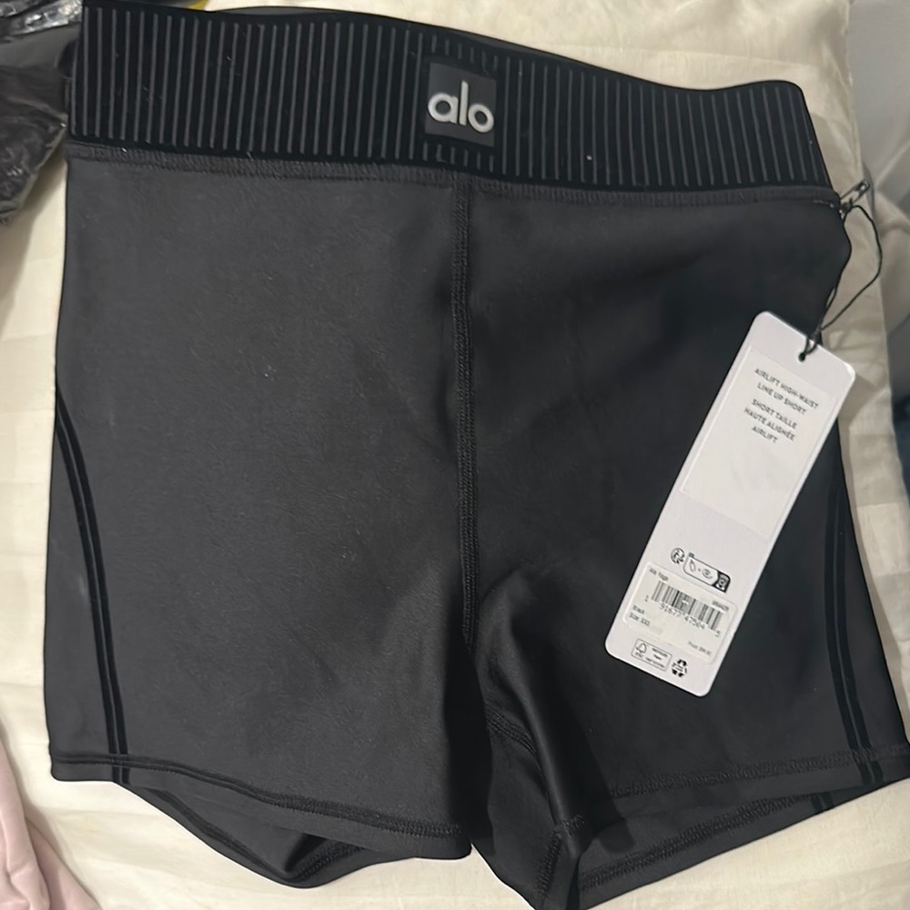 ALO Yoga Black Athletic Shorts with Moisture-Wicking Fabric